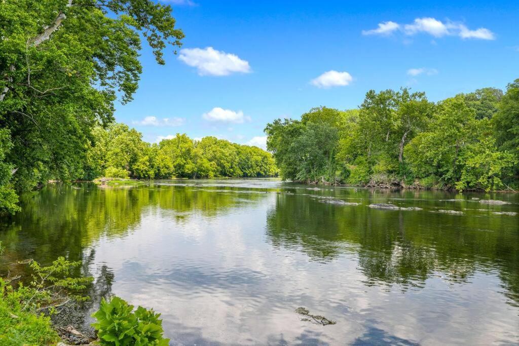 Riverside Oasis With Stunning Views, Cozy Firepit! Luray Extérieur photo